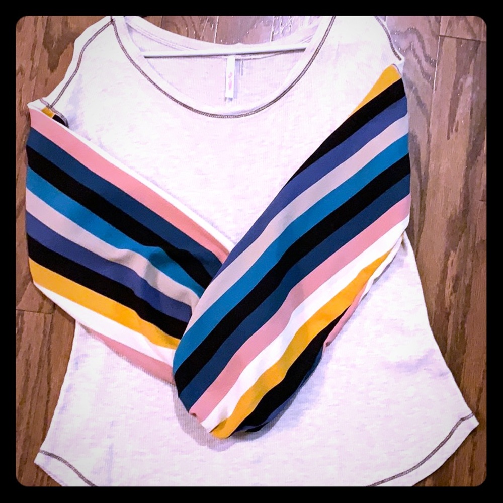 Colorful, Casual with a bit of Glam